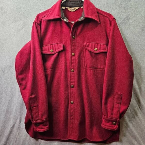 Vintage Woolrich Jacket Mens Medium Red Cruiser Wool Heavyweight Button Up Shirt - Picture 1 of 11